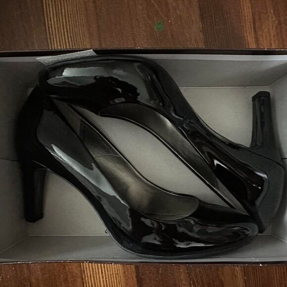 Women's Black Footwear - Picture 3 of 3